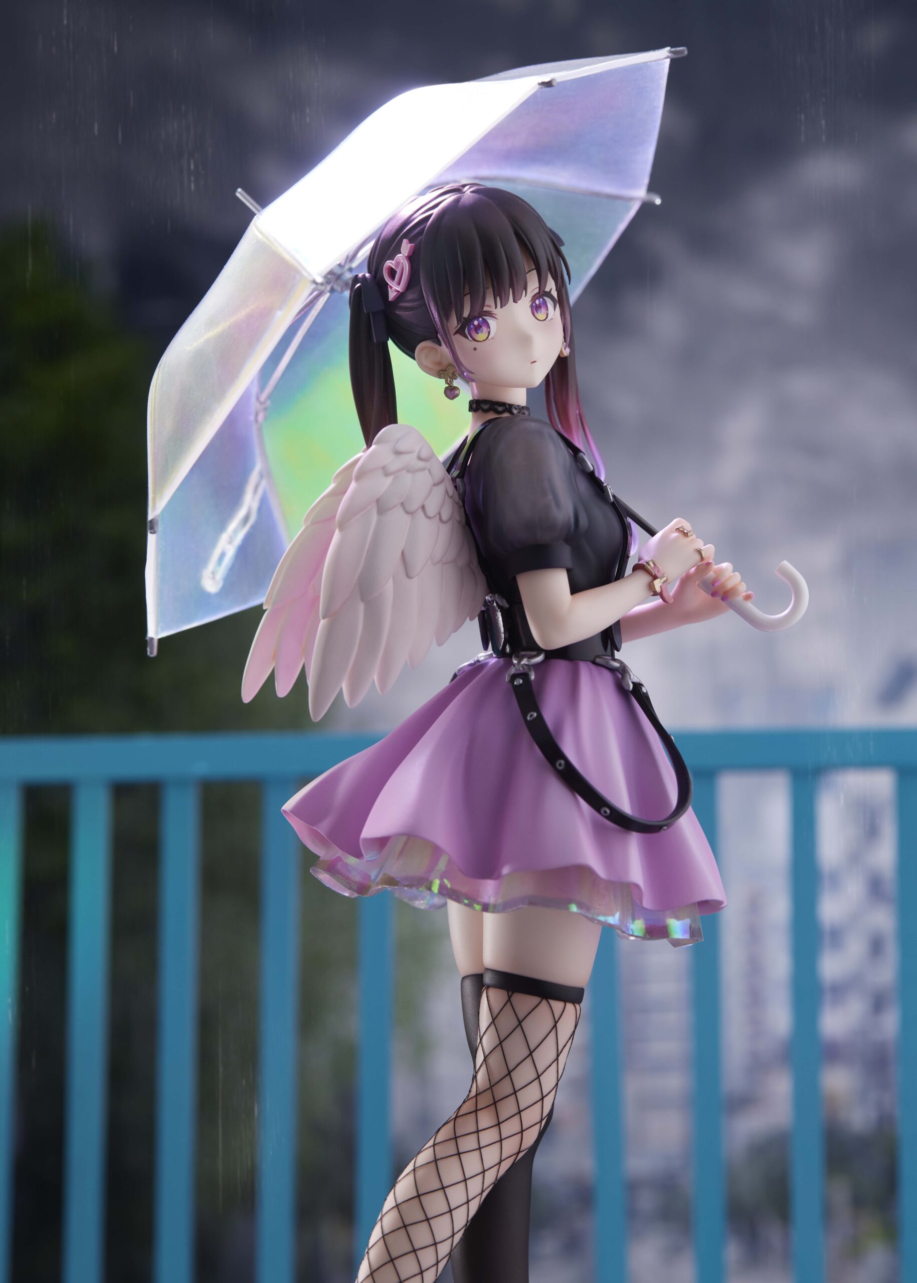 1/7スケールフィギュア 傘をひらいて翼をとじて心羽 - Goldenhead